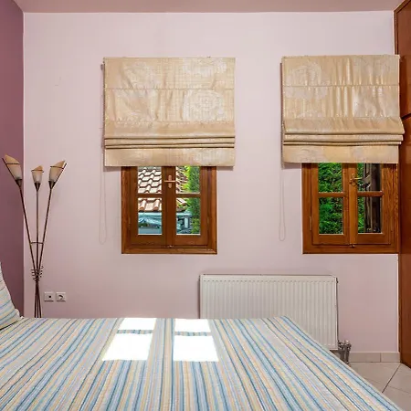 The Backyard- στην αγριά, βόλου *