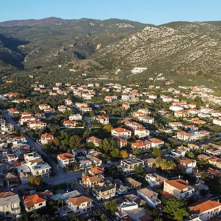 The Backyard- στην αγριά, βόλου *