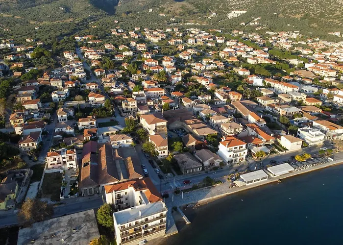 The Backyard- στην αγριά, βόλου Agria